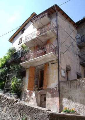 Maison de village 8 personnes - découvrez la Vallée des Merveilles !